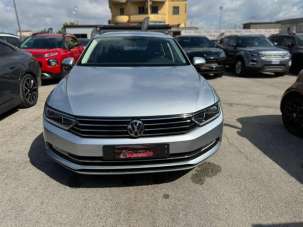 VOLKSWAGEN Passat Variant Diesel 2018 usata, Napoli