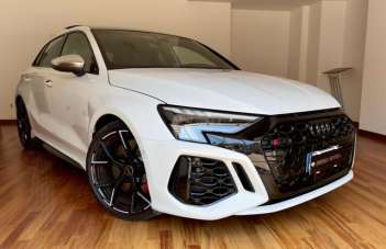 AUDI RS Benzina 2024 usata, Napoli