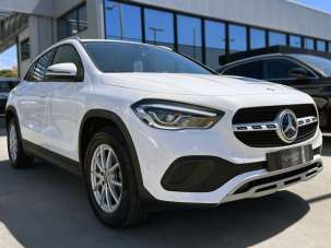 MERCEDES-BENZ GLA 200 Diesel 2020 usata