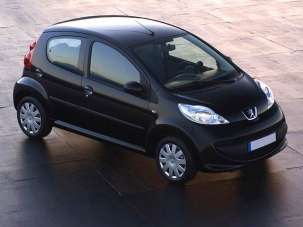 PEUGEOT 107 Benzina 2011 usata, Napoli