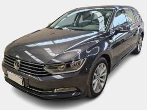 VOLKSWAGEN Passat Variant Diesel 2019 usata, Trapani