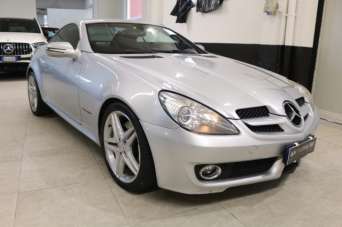 MERCEDES-BENZ SLK 200 Benzina 2011 usata