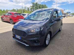 FORD Tourneo Courier Benzina 2019 usata