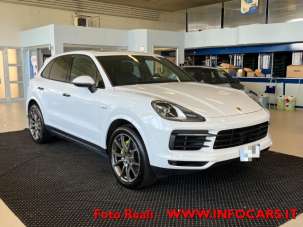 PORSCHE Cayenne Elettrica/Benzina 2020 usata, Padova