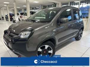 FIAT Panda Cross Elettrica/Benzina 2023 usata