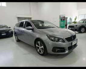 PEUGEOT 308 Diesel 2019 usata