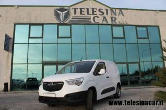 OPEL Combo Diesel 2019 usata