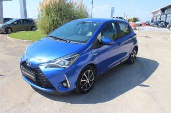 TOYOTA Yaris Elettrica/Benzina 2020 usata