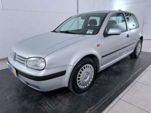 VOLKSWAGEN Golf Benzina 1998 usata, Pescara