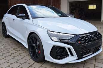 AUDI RS Benzina 2024 usata, Ferrara