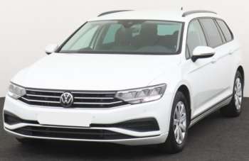 VOLKSWAGEN Passat Variant Diesel 2021 usata