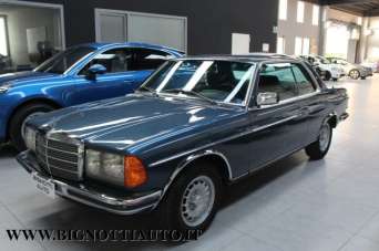 MERCEDES-BENZ 280 Benzina 1978 usata, Brescia