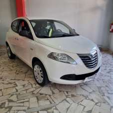 LANCIA Ypsilon Benzina/Metano 2014 usata, Caserta