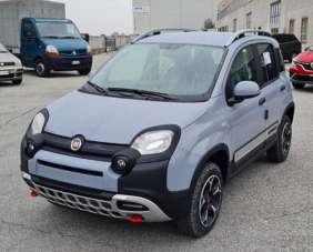 FIAT Panda Cross Benzina 2023 usata, Firenze