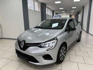 RENAULT Clio Benzina 2023 usata, Modena