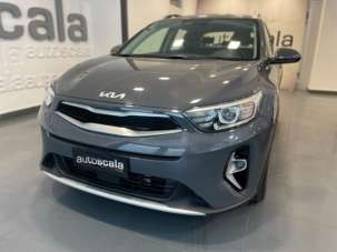 KIA Stonic Elettrica/Benzina 2022 usata