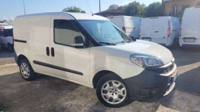 FIAT Doblo Benzina/Metano 2017 usata, Pavia