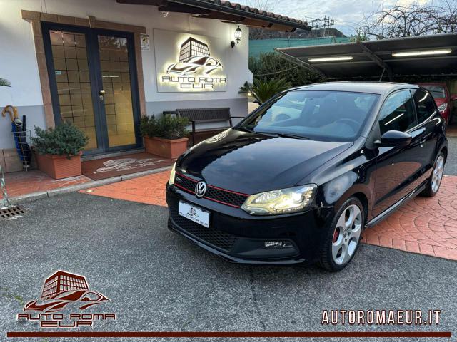 VOLKSWAGEN Polo Benzina 2011 usata foto