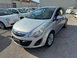 OPEL Corsa Benzina/GPL 2013 usata