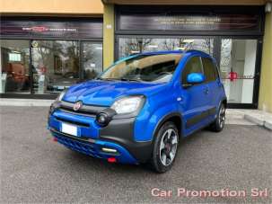 FIAT Panda Cross Elettrica/Benzina 2023 usata, Como