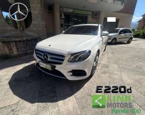 MERCEDES-BENZ E 220 Diesel 2016 usata