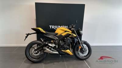 TRIUMPH Street Triple Benzina 2024 km0, Perugia