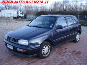 VOLKSWAGEN Golf Benzina 1996 usata