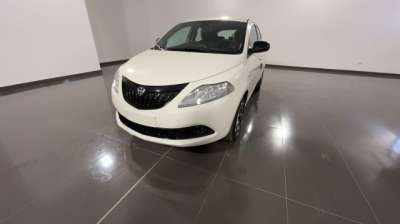 LANCIA Ypsilon Elettrica/Benzina 2024 usata