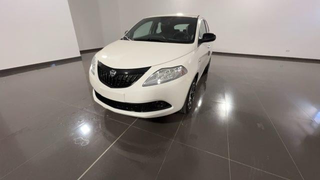 LANCIA Ypsilon Elettrica/Benzina 2024 usata foto