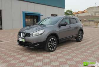 NISSAN Qashqai Diesel 2013 usata