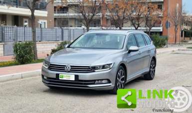 VOLKSWAGEN Passat Diesel 2015 usata