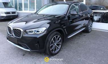 BMW X4 Elettrica/Benzina 2023 usata