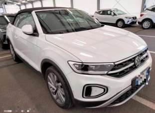 VOLKSWAGEN T-Roc Benzina 2023 usata