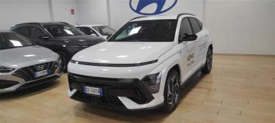 HYUNDAI Kona Elettrica/Benzina 2023 usata, Bari