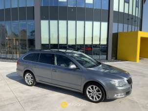 SKODA Superb Diesel 2012 usata