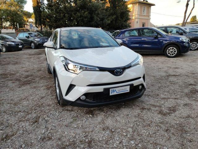 TOYOTA C-HR Elettrica/Benzina 2018 usata foto