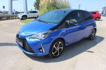 TOYOTA Yaris Elettrica/Benzina 2020 usata