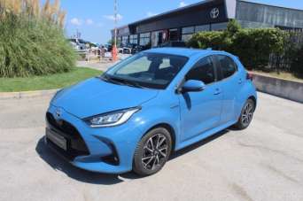 TOYOTA Yaris Elettrica/Benzina 2020 usata