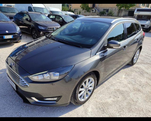 FORD Focus Diesel 2017 usata, Macerata foto