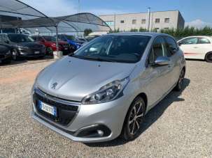 PEUGEOT 208 Benzina 2016 usata, Pavia