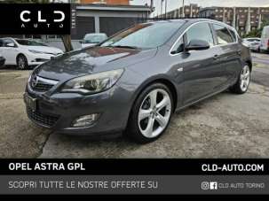 OPEL Astra Benzina/GPL 2011 usata