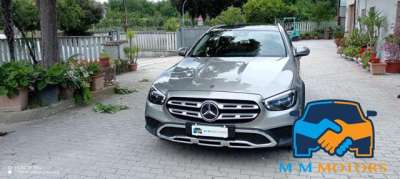 MERCEDES-BENZ E 400 Diesel 2021 usata