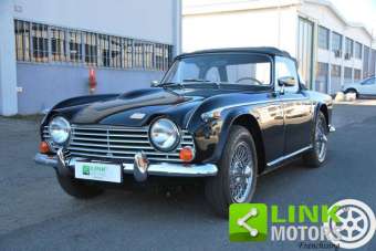 TRIUMPH TR250 Benzina 1968 usata, Lodi