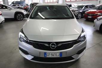 OPEL Astra Diesel 2021 usata, Torino