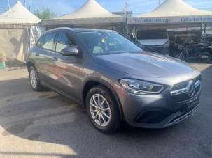 MERCEDES-BENZ GLA 200 Diesel 2020 usata, Salerno