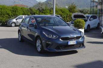 KIA Ceed Diesel 2019 usata, Latina