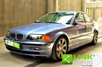 BMW 325 Benzina 2001 usata