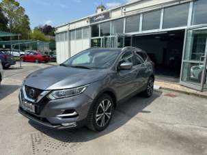 NISSAN Qashqai Benzina 2019 usata