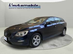 VOLVO V60 Diesel 2016 usata