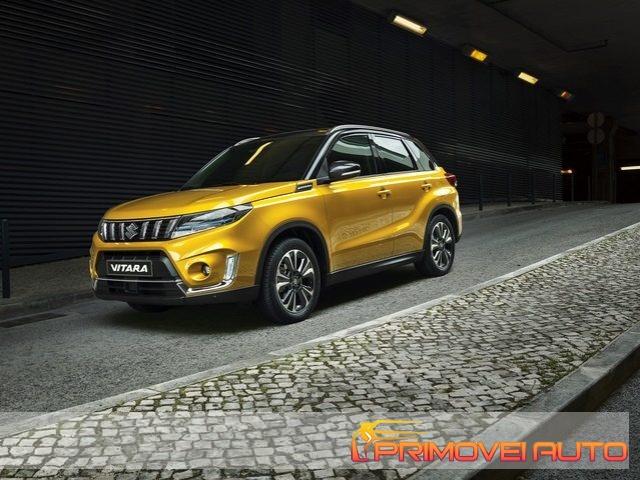 SUZUKI Vitara Elettrica/Benzina 2024 usata, Modena foto